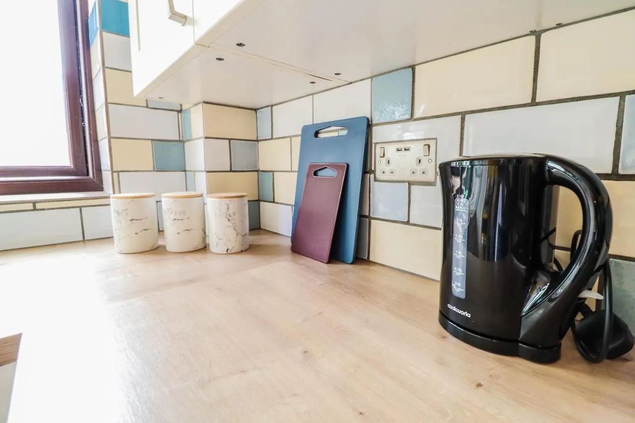 Apartmán Spacious 1 Bed Flat-Free Parking Hillingdon