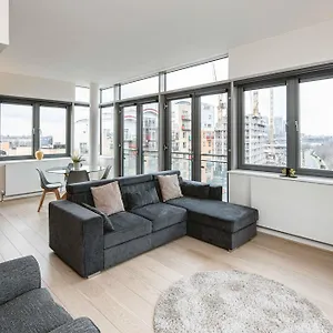  Apartment Beautiful Penthouse With Private Terrace In Greenwich Peninsula