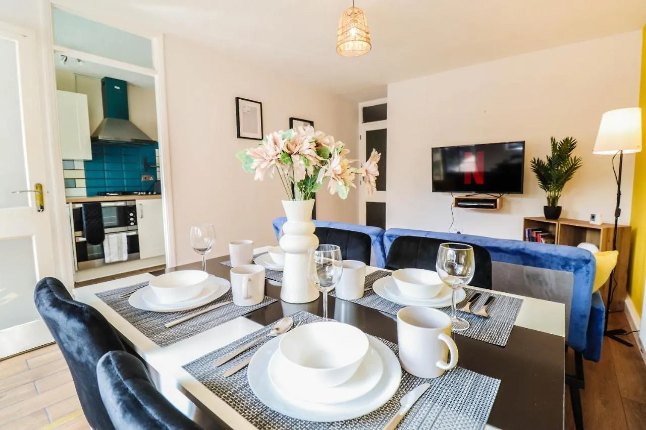 Apartment Spacious 1 Bed Flat-Free Parking Hillingdon